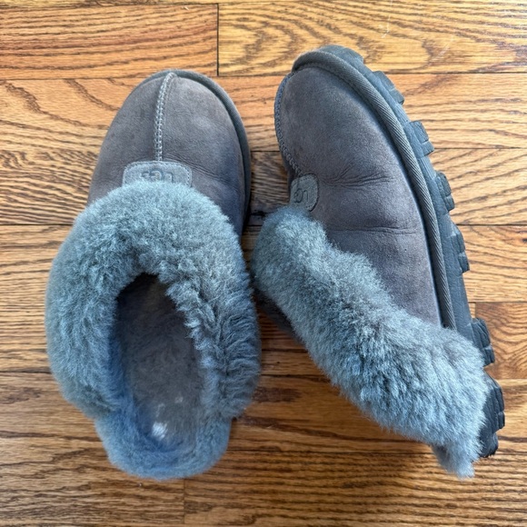 UGG women’s coquette shearling slippers Sz 8 gray - Picture 2 of 7